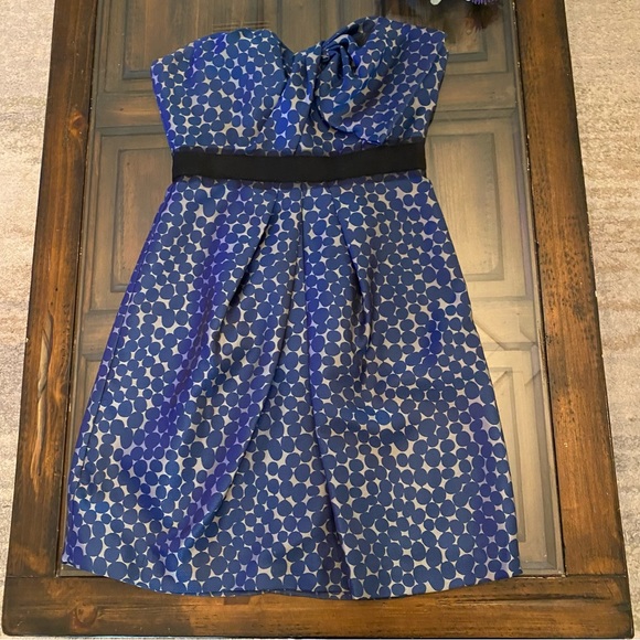 BCBGMaxAzria Polka Dot Satin Dress Bow Detail size 0 - Picture 2 of 11